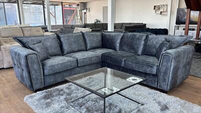 Slowmo Sofa Black Large Corner