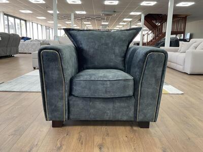 Slowmo Sofa Black Armchair