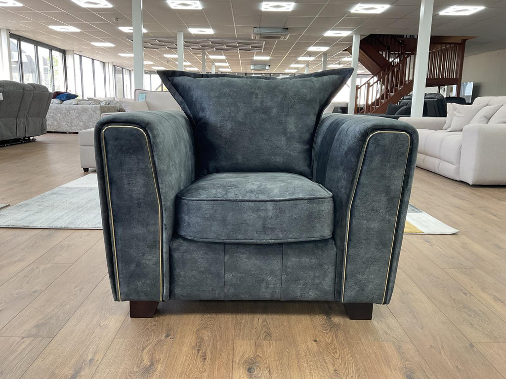 Slowmo Sofa Black Armchair