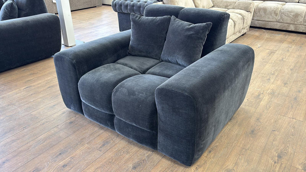 Lunar Sofa Black Armchair