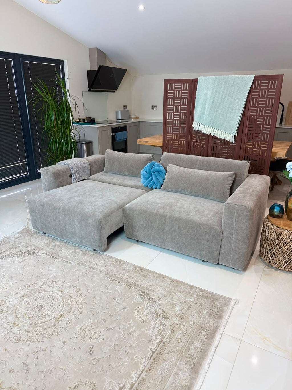 Snube Electric Sofabed Beige - Sofa Sloth