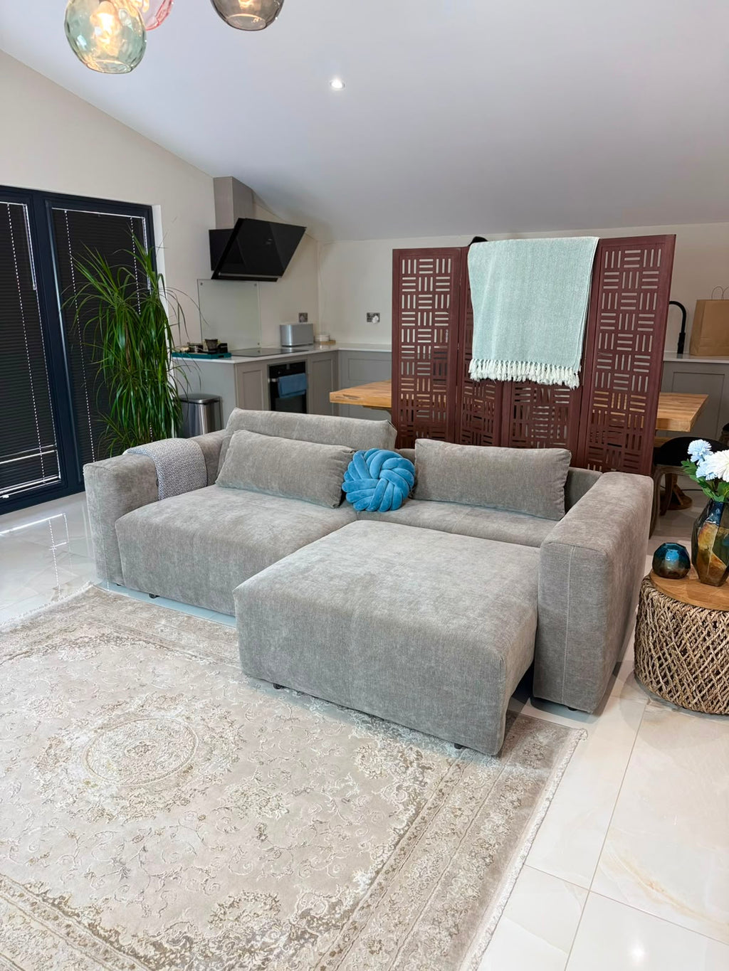 Snube Electric Sofabed Beige - Sofa Sloth