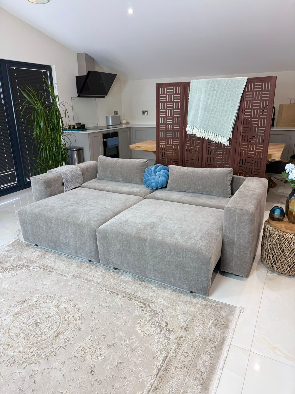 Snube Electric Sofabed Beige - Sofa Sloth